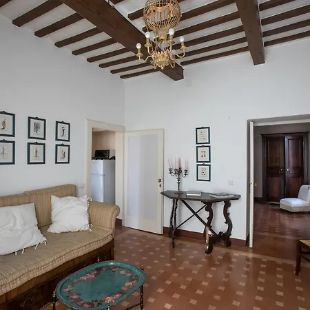 Dimora Rosa Bianca 3*