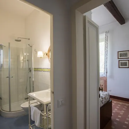 Dimora Rosa Bianca 3*